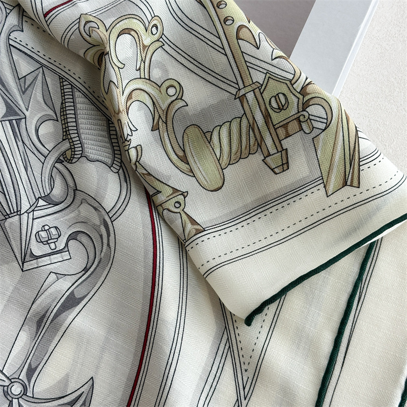 Lenço Feminino de Luxo Quadrad - Sewing Hemming avaliação e preço
